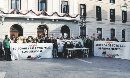 Activistes de la PAHC concentrats dilluns al migdia davant l’Ajuntament