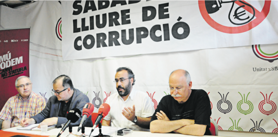 Membres de Sabadell Lliure de Corrupció ahir en roda de premsa