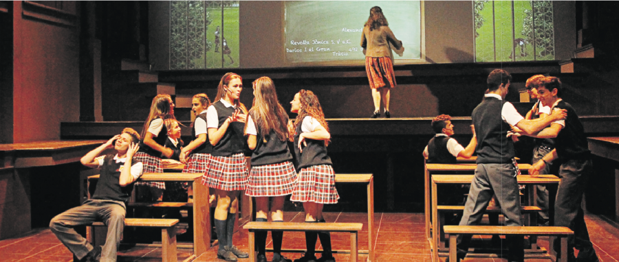 L’obra Castle School, que es representa al Teatre del Sol, tracta la problemàtica de l’assetjament escolar