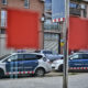 Dues unitats dels Mossos davant la comissaria de Sabadell