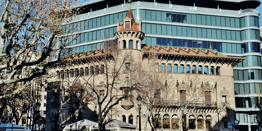 L’edifici que és la seu de la Diputació de Barcelona
