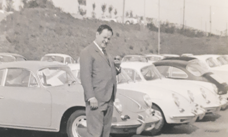 Carlos Kotnik a Zuffenhausen (Stuttgart), a l’inici dels anys cinquanta, quan la relació amb Porsche es començava a forjar