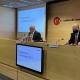 El president del Banc Sabadell, Josep Oliu, amb el president de la Cambra de Sabadell, Ramon Alberich, el 24 de febrer | ACN