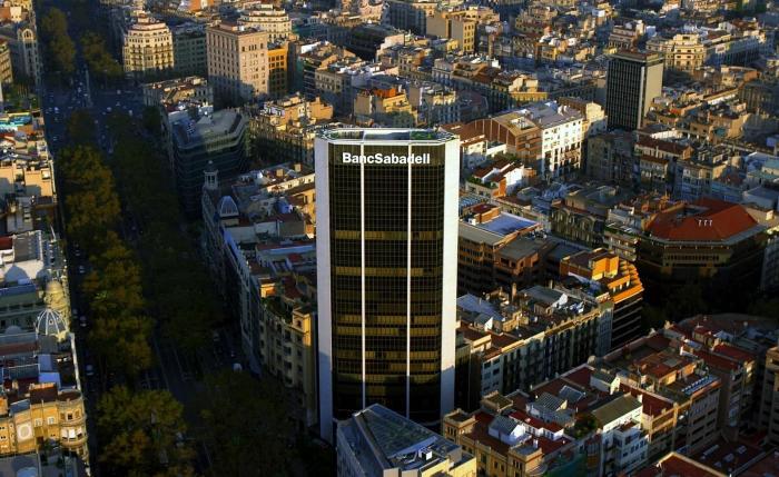 Edifici corporatiu del Banc Sabadell a Barcelona