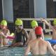 Infants a les Piscines Municipals Joan Serra fent el curs de natació / LLUÍS FRANCO