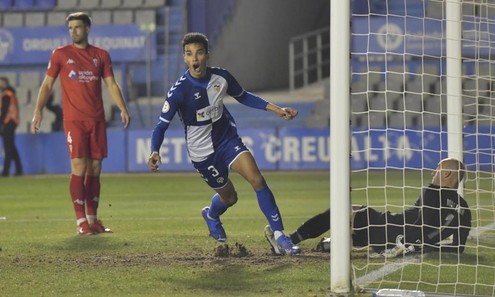 Teo Quintero celebra un gol