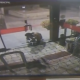 Captura del vídeo que mostra el robatori al restaurant de Sabadell