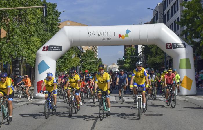Pedalada popular a Sabadell bicicletes / LLF
