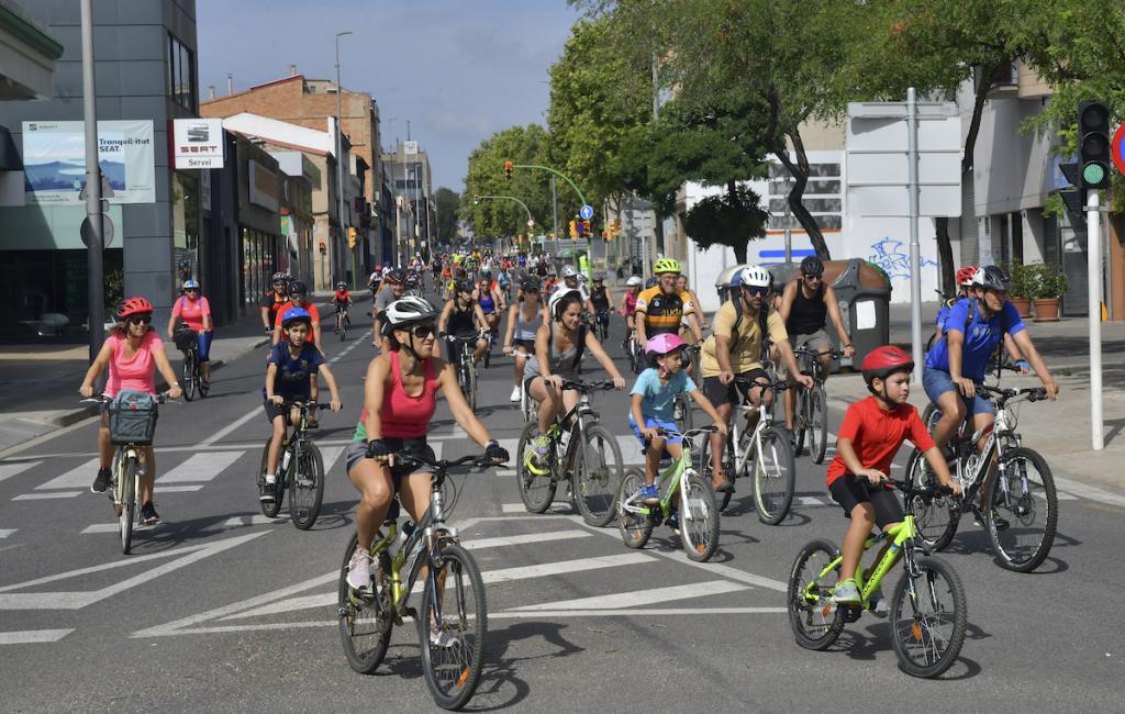 Pedalada popular a Sabadell bicicletes / LLF