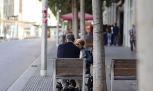 Gent Gran als carrers de Sabadell / AINA TORRES