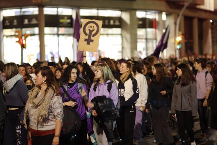 Manifestació feminista Sabadell, l'any 2023 / AINA TORRES